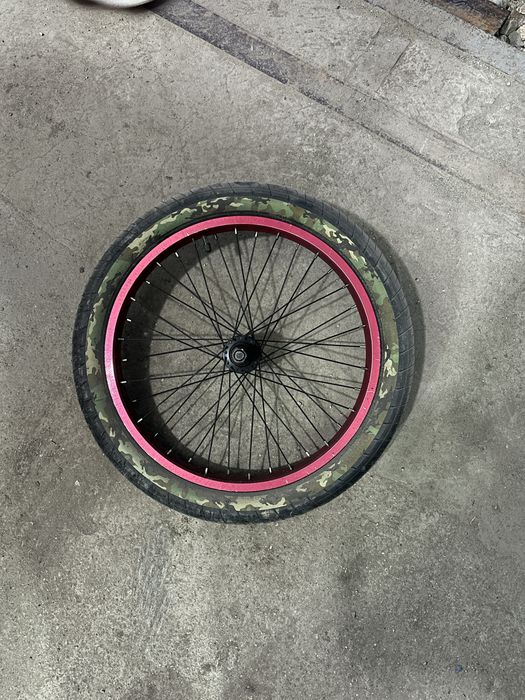 Продам колесо на bmx saltplus
