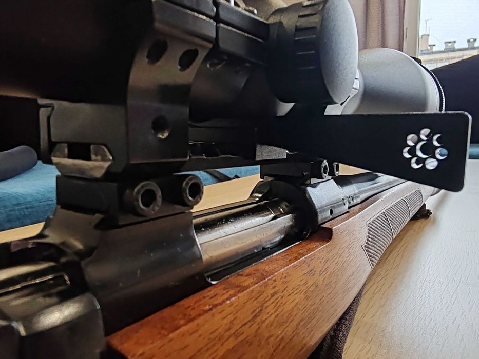 Станок / стойка за прострелка