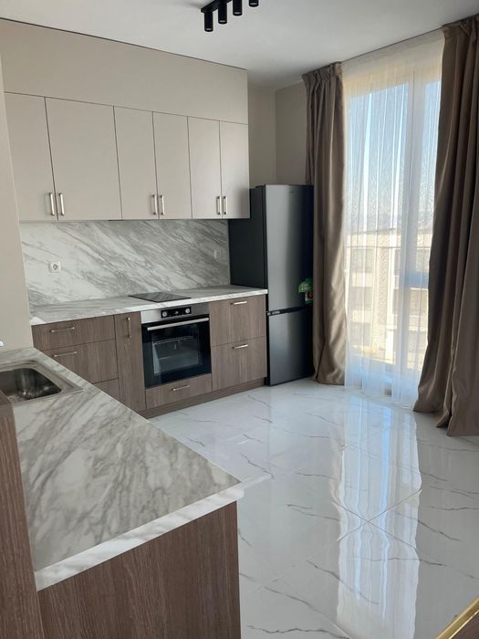 Тристаен апартамент в ж.к. Драгалевци.