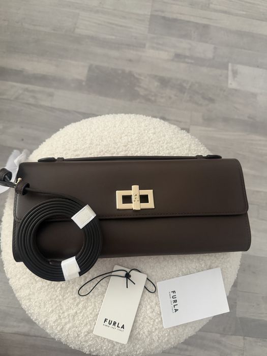 Дамска чанта Furla естествена  кожа и велур