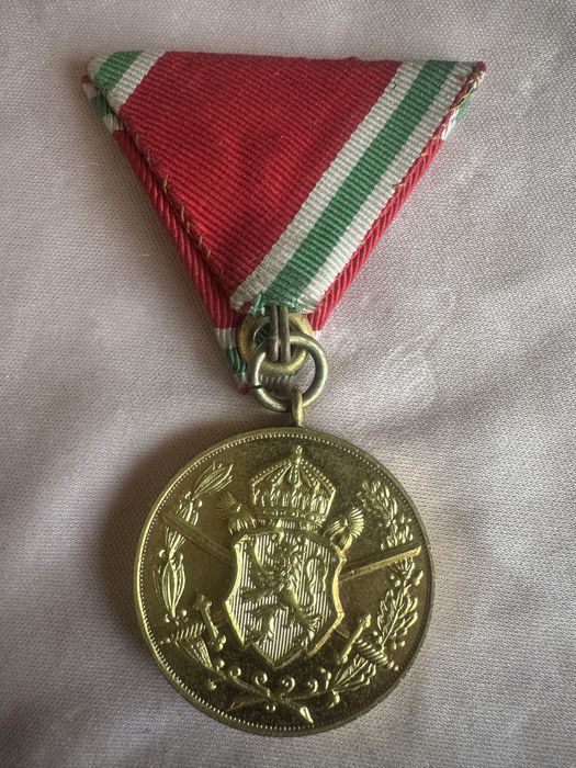 Български ордени и одличия