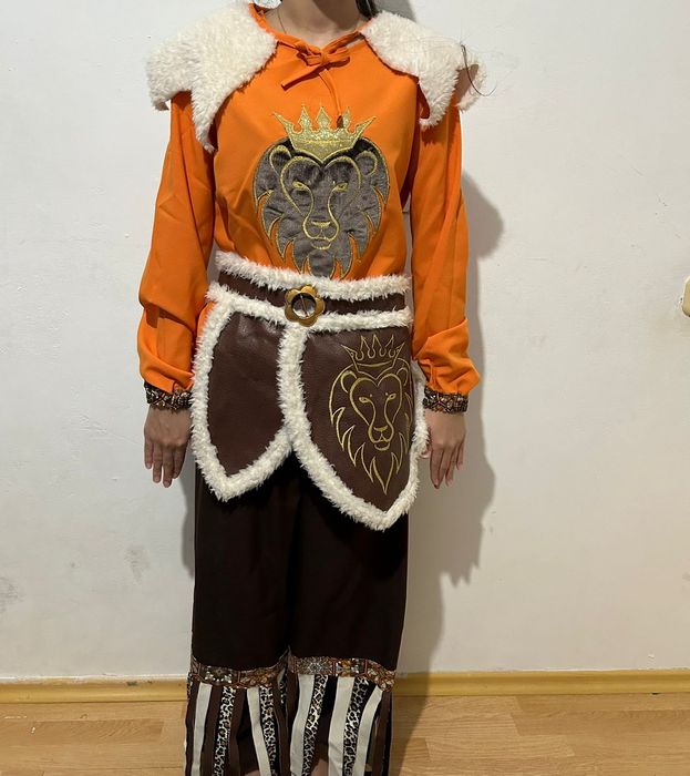 Продам национальные костюмы