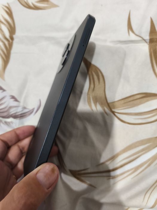 Продам телефон TECNO SPARK Go 1