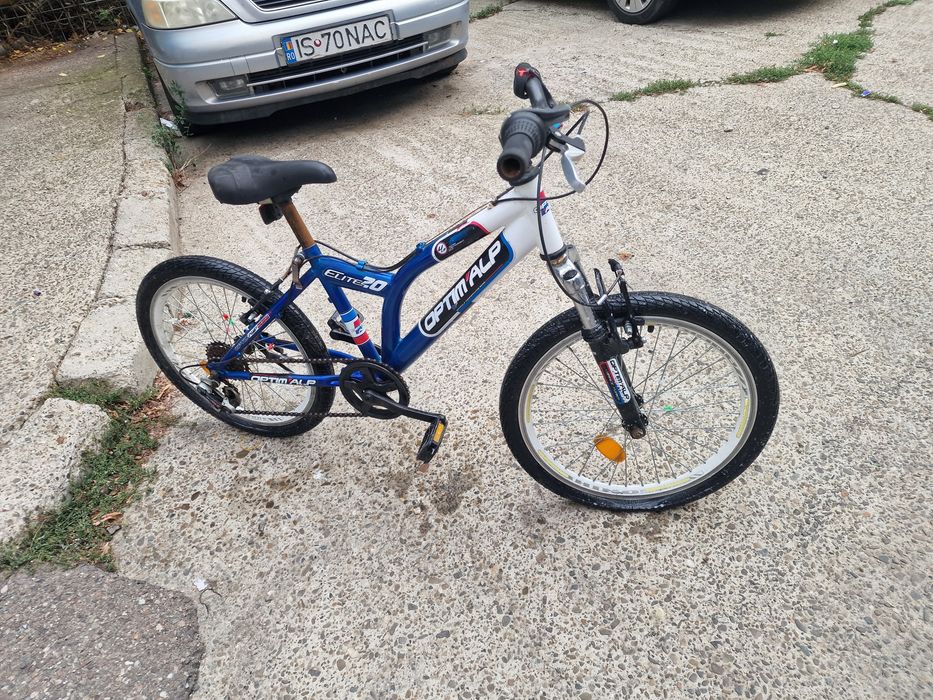 Vănd biciclete copii