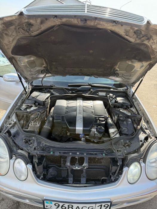 Продам мерс 211 в хорошем состояние