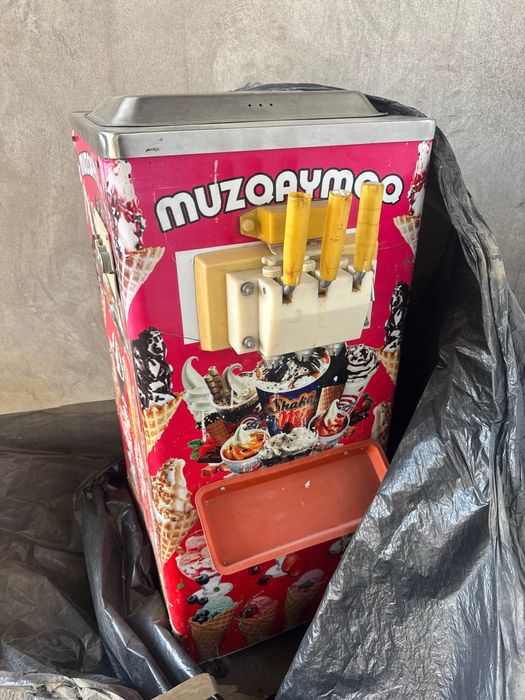 Мароженое апарат сотилади янгиде