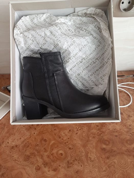 Продам ботиночки кожаные