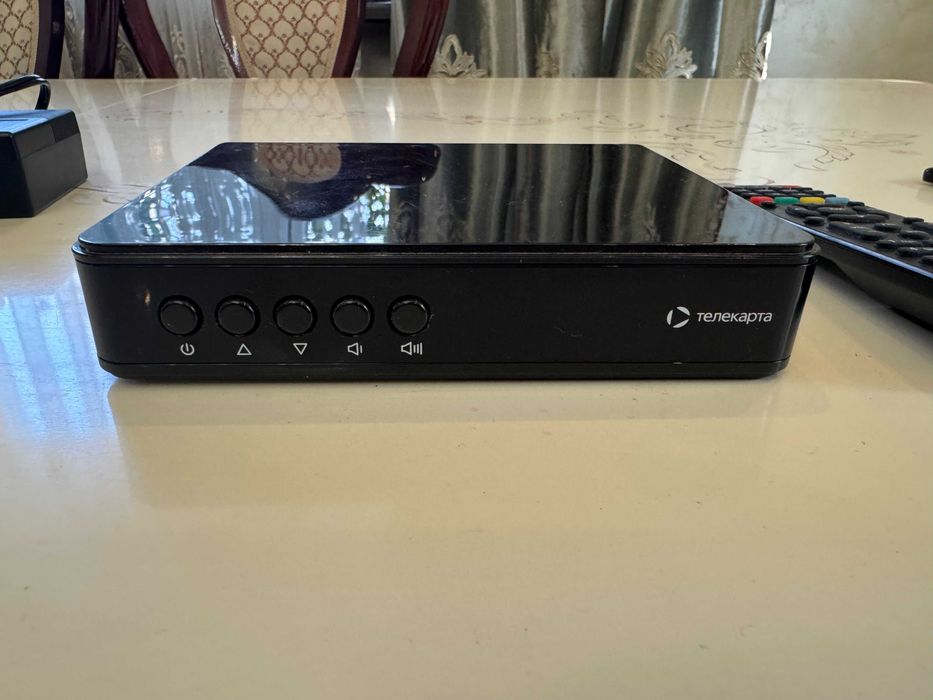 Спутниковый ресивер EVO 09 HD