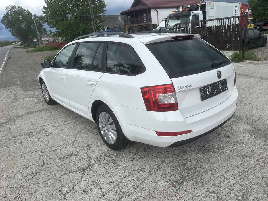 SKODA Octavia 2015 — imagine 4