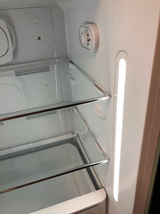 Frigider cu congelator Smeg FAB28 , pastel green