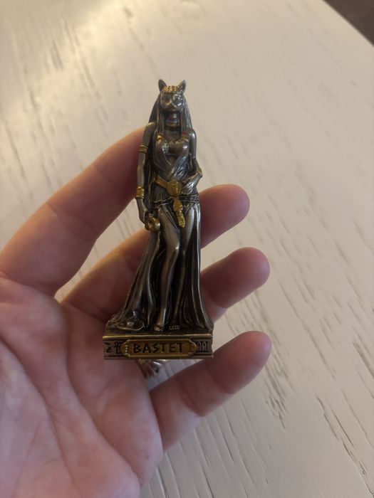 Антикварни статуетки