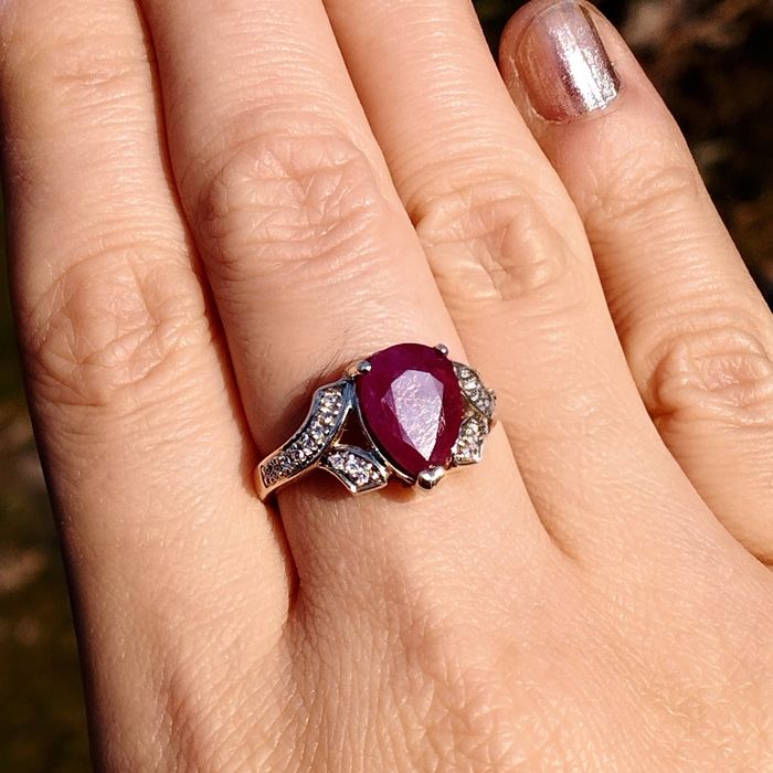 РУБИН+белые топазы