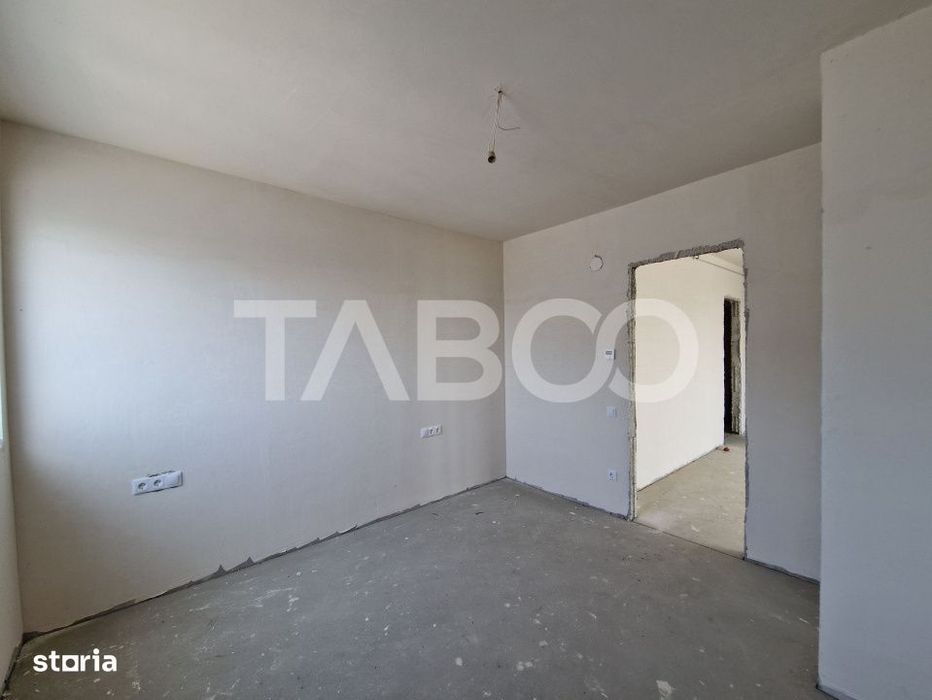 Apartament 3 camere 2 bai ETAJ 1 boxa la subsol Turnisor