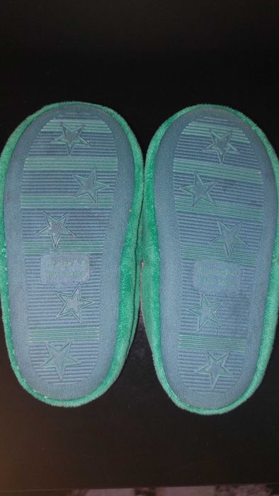 Детски пантофи UK 7 8 НОВИ