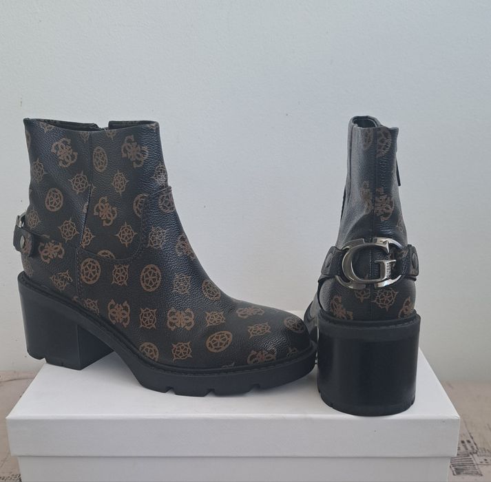 Маркови обувки - Guess, Tommy Hilfiger, Laura Biagiotti, Kelvin Klein