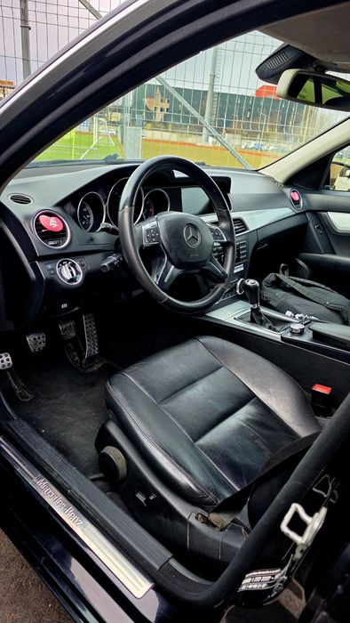 Vand sau schimb Mercedes C class - facelift - euro 5 -2011