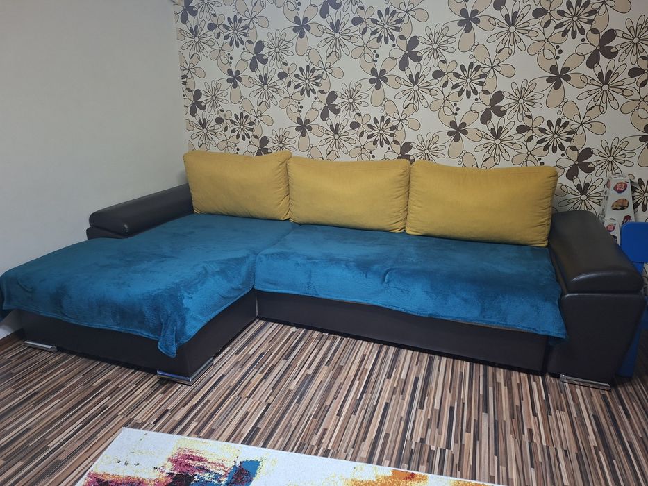 Coltar stânga extensibil