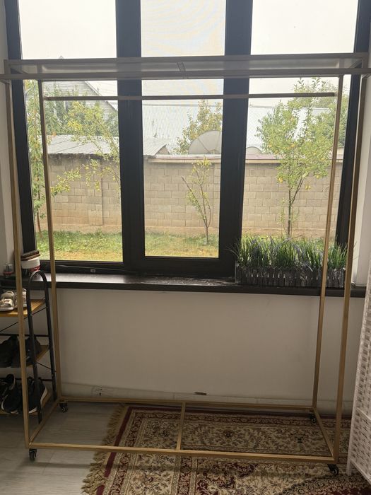 Б/у обродование в бутик