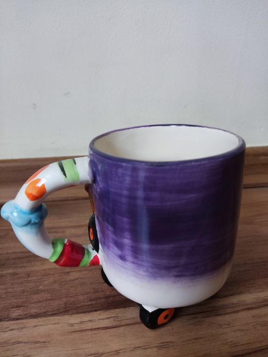 Чаша от "Колите" и раничка "Миньони"