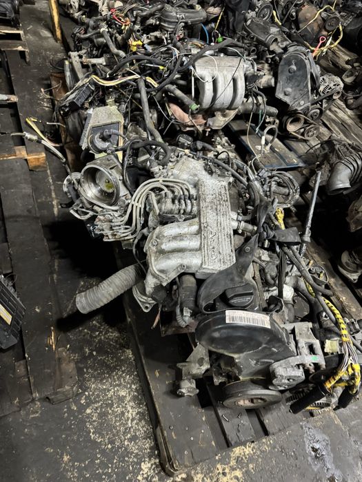 Продам Ауди 100 с3 с4 2,3 на разбор