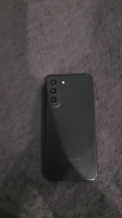 Продам S21 fe samsung