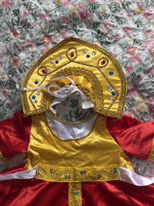 Народный  костюм