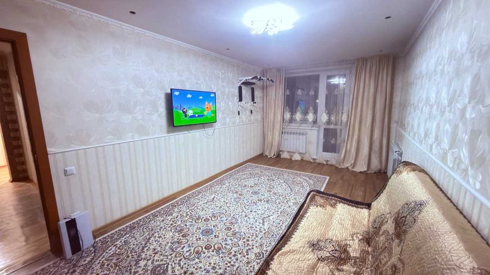 Продается 2х комнатная квартира в 7 микрорайоне