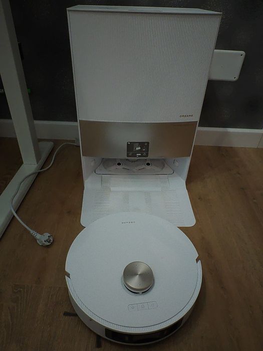 Robot aspirator Dreame ultra L20