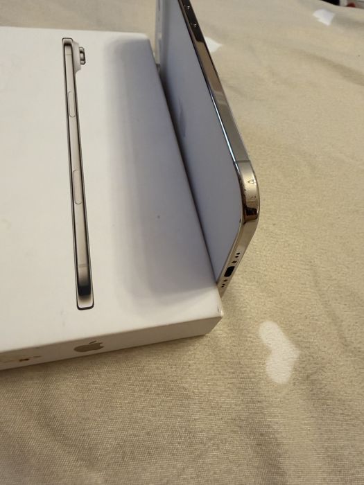 Iphone 17 Air 256 GB Gold