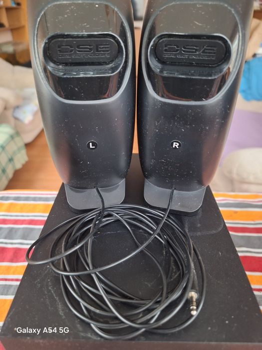 Монитор суфбуер колони samsung kreativ