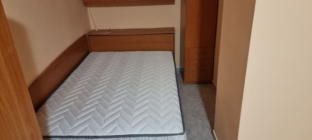 Давам под наем обзаведена гарсониера в центъра