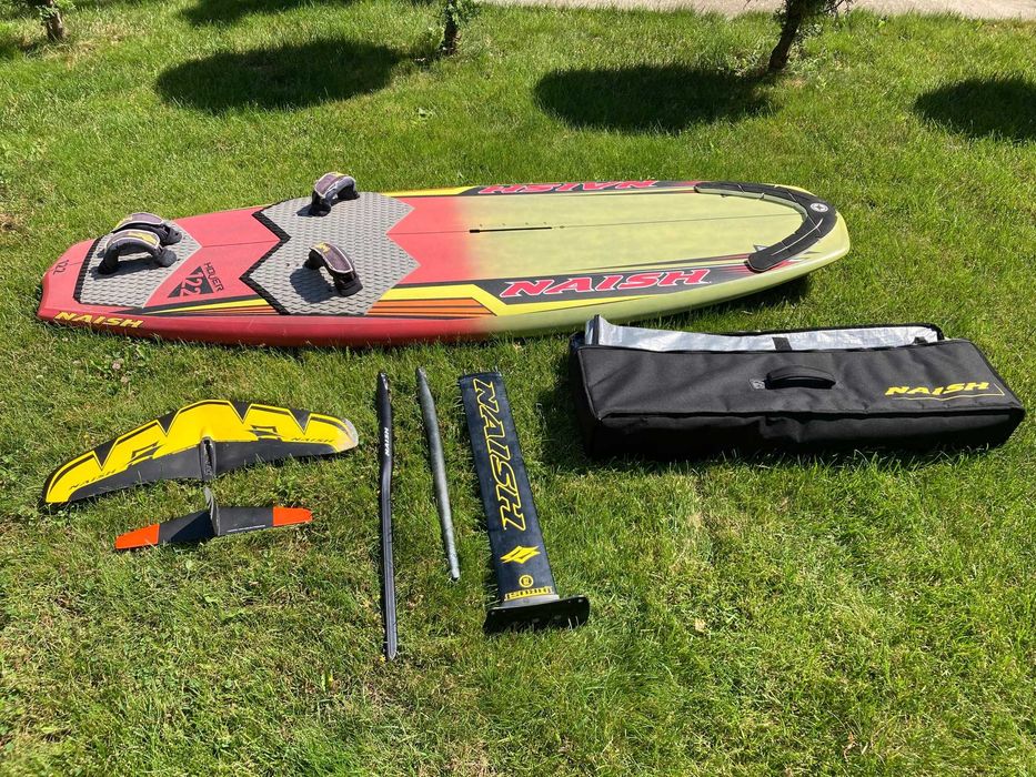 Placa si foil windsurfing Naish