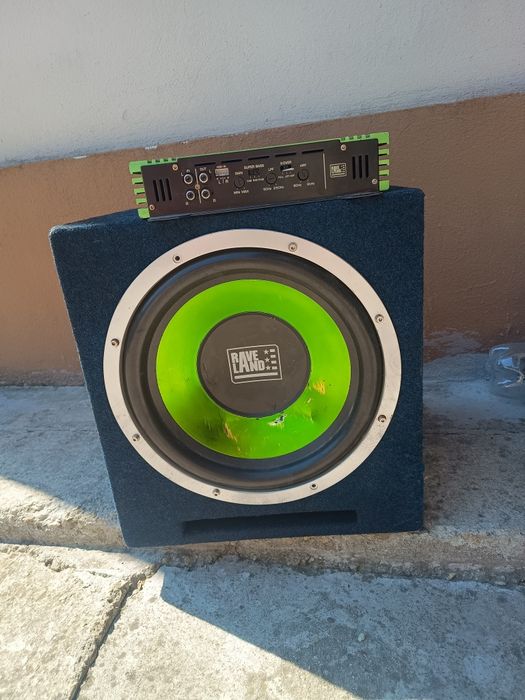 Statie auto cu subwoofer