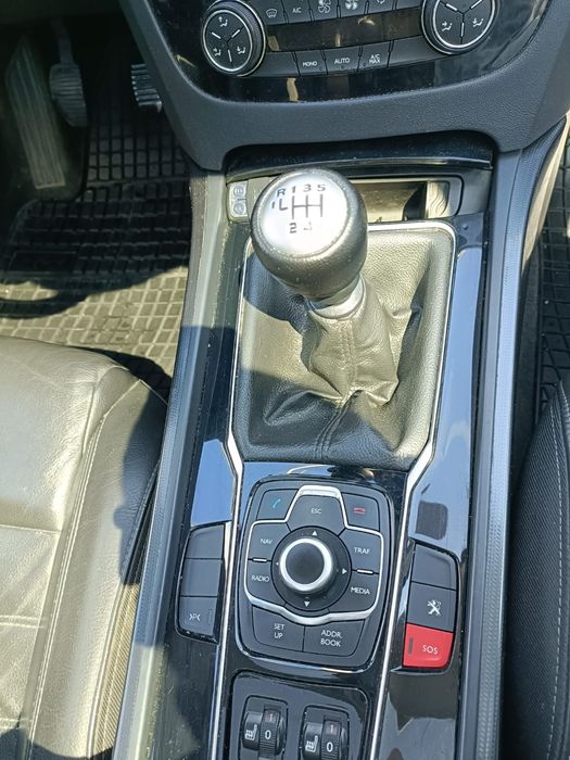 PEUGEOT 508 2012 — imagine 4