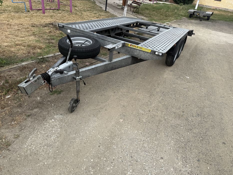 Platformă 2 tone 2025/09
