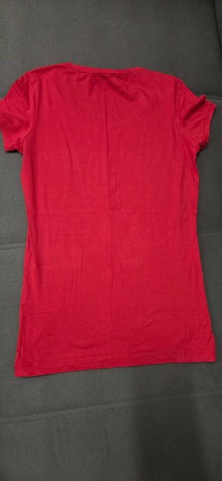 Tricou femei Guess,original,marimea S,stare foarte buna
