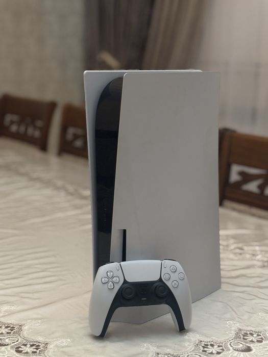 Пс5 1тб 23 игры 5-6 месяц использоваль