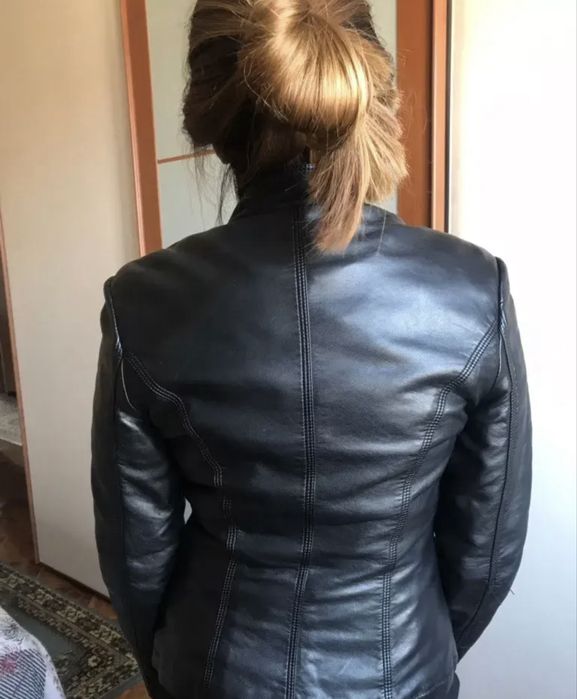 Продам курточку кожзам