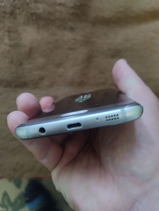 Samsung Galaxy S7 Edge,fără garanție
