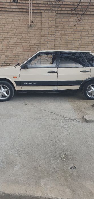 Продаётся лада  год 1989
