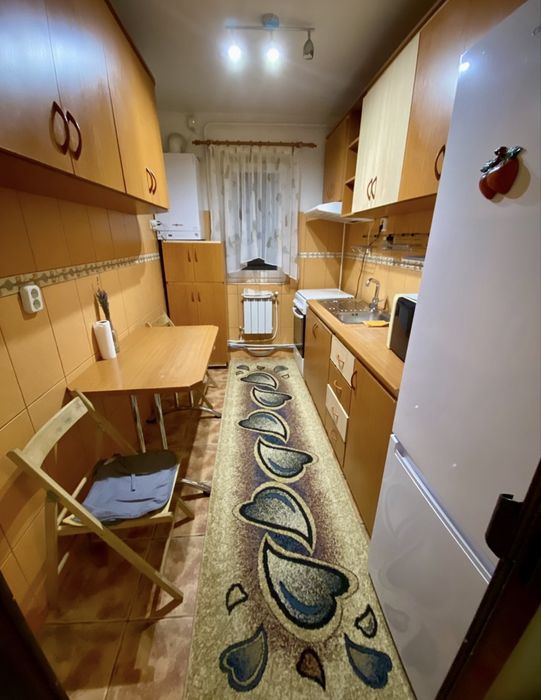 Inchiriez apartament 2 camere