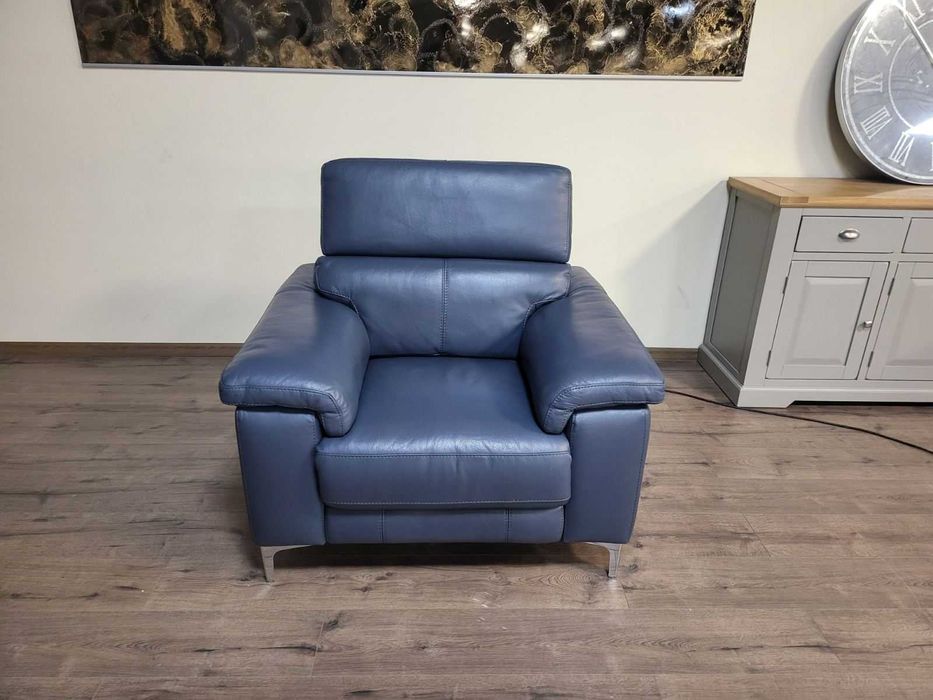 Син кожен фотьойл с електрически релаксиращ механизъм