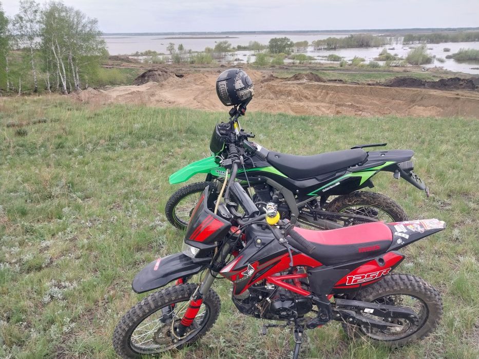 Продам питбайк TTR 125.