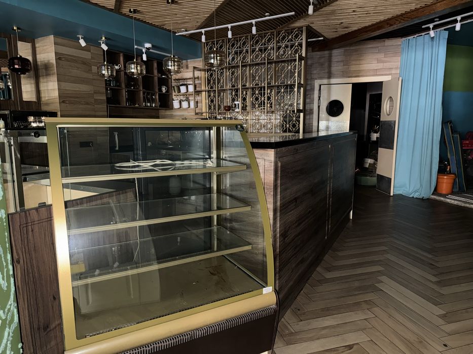 Продаётся барная стойка