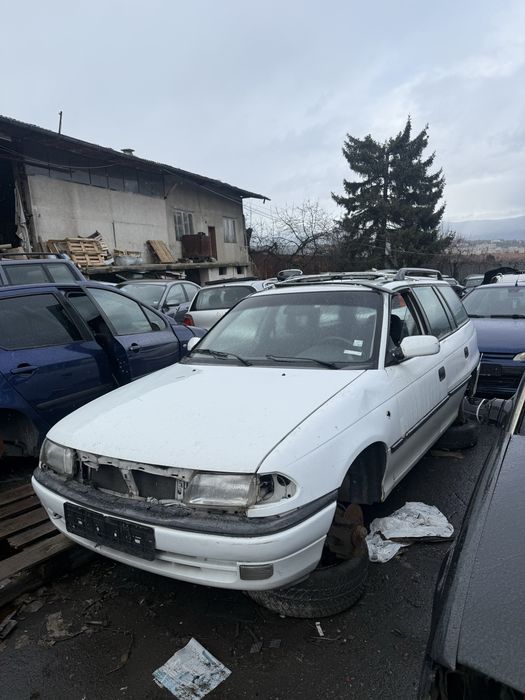 Опел Астра Ф комби НА ЧАСТИ