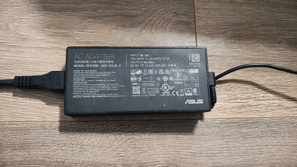 Laptop Gaming ASUS ROG Strix G17 – Ryzen 7, RTX 3050, 32GB RAM, 512GB