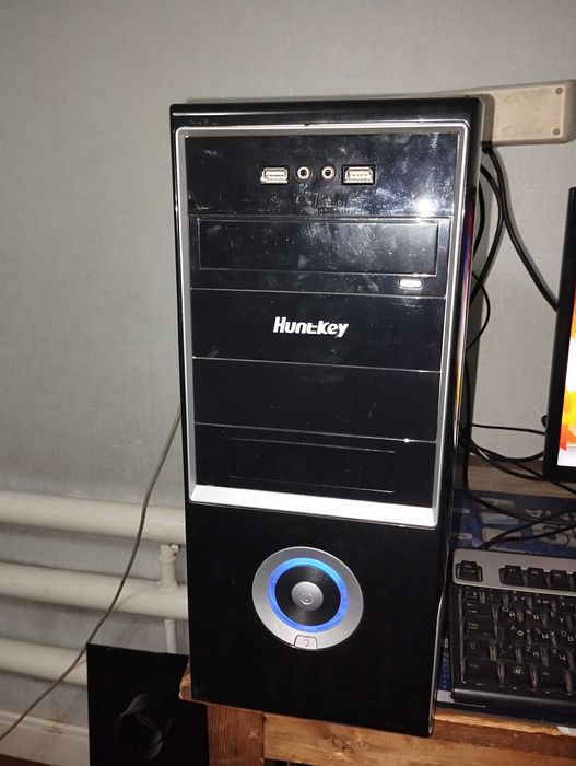 Продам свой компьютер с монитором.