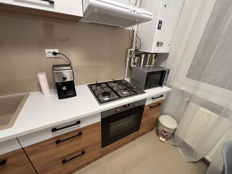 Apartament 2 camere -1600 lei