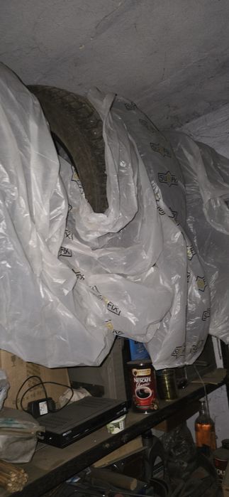 Продам комплект зимней резины  225/60 R16