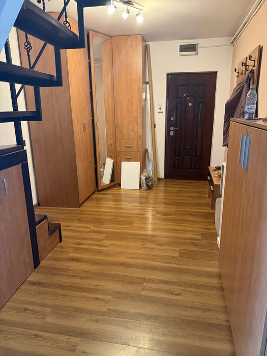 De inchiriat apartament 3 camere - Pacii